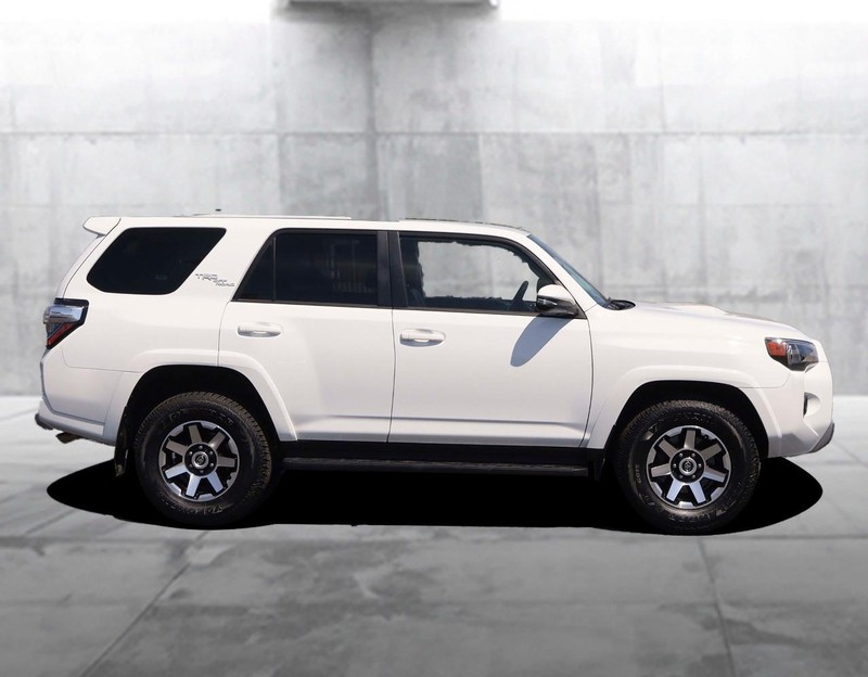 Toyota 4Runner Vehicle Image 05
