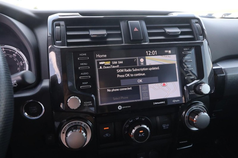 Toyota 4Runner Vehicle Image 14