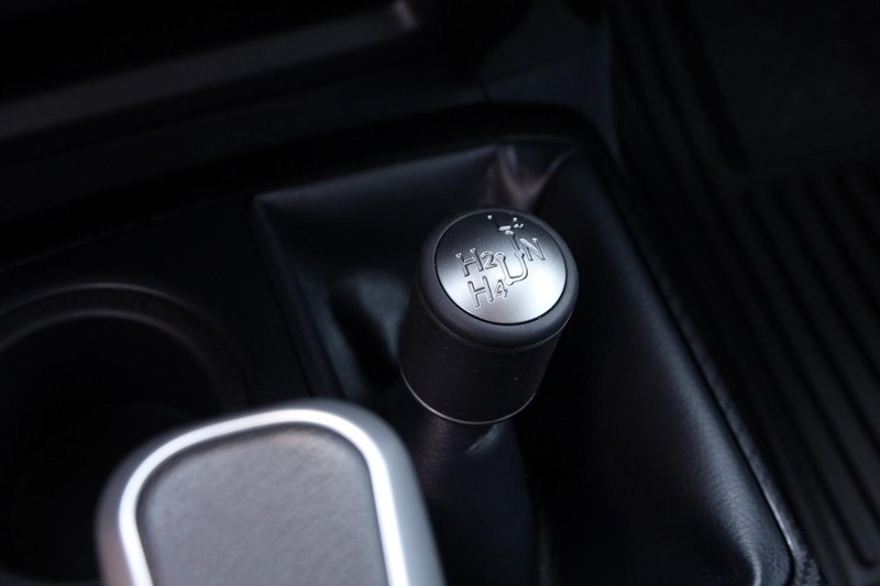 Toyota 4Runner Vehicle Image 17