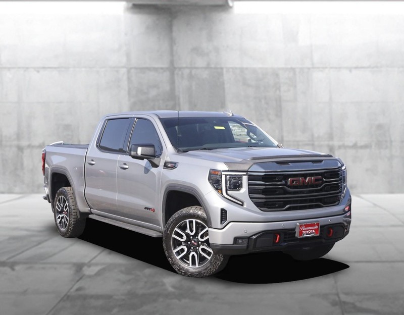 GMC Sierra 1500 Vehicle Image 02