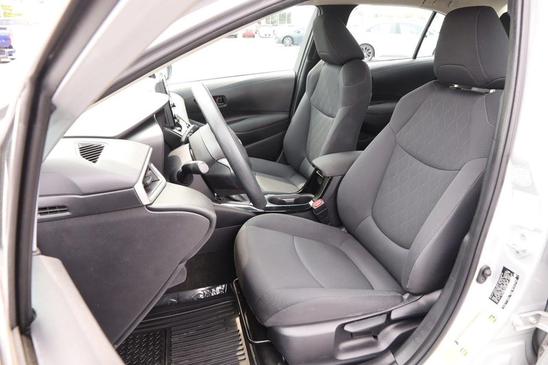 Toyota Corolla Vehicle Image 08