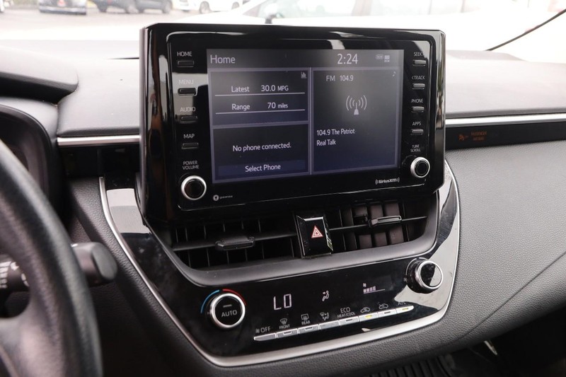 Toyota Corolla Vehicle Image 15