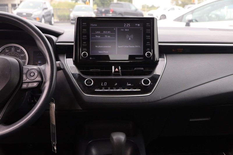 Toyota Corolla Vehicle Image 22