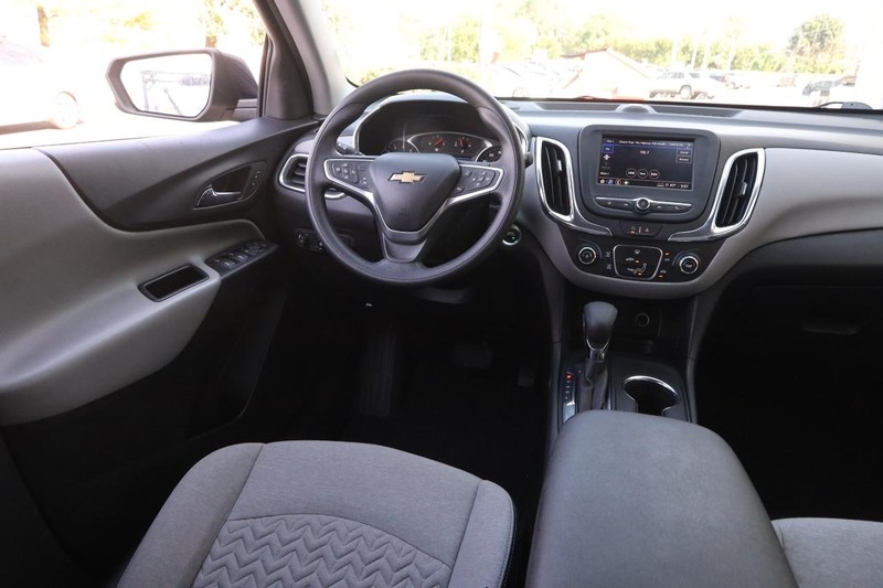 Chevrolet Equinox Vehicle Image 20