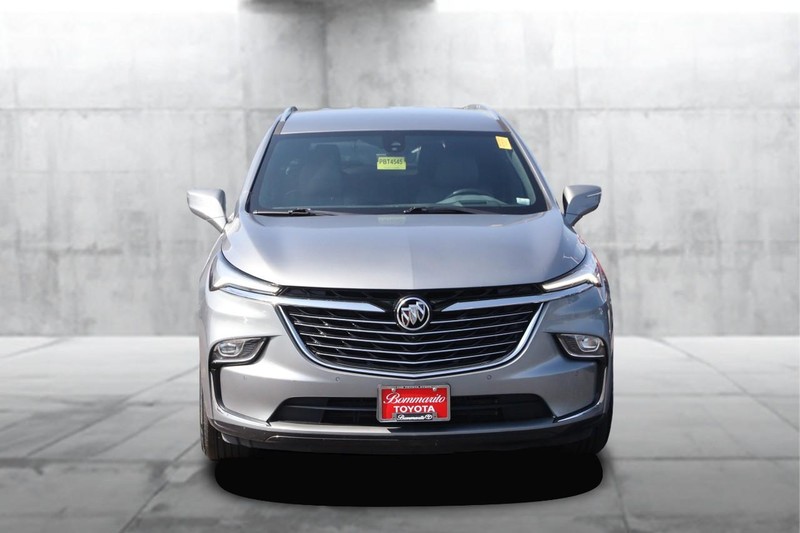 Buick Enclave Vehicle Image 04