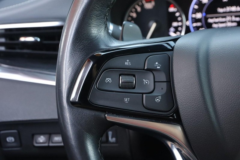 Buick Enclave Vehicle Image 13