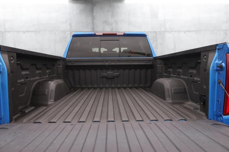 Chevrolet Silverado 1500 Vehicle Full-screen Gallery Image 7