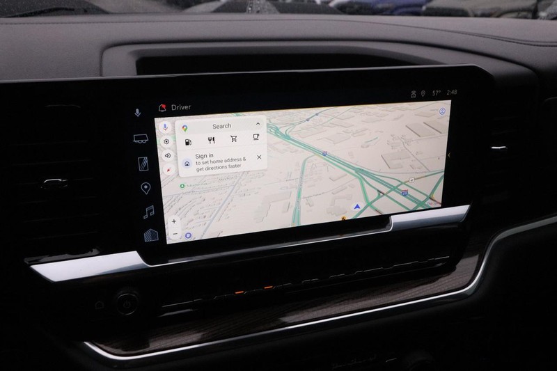 Chevrolet Silverado 1500 Vehicle Full-screen Gallery Image 15