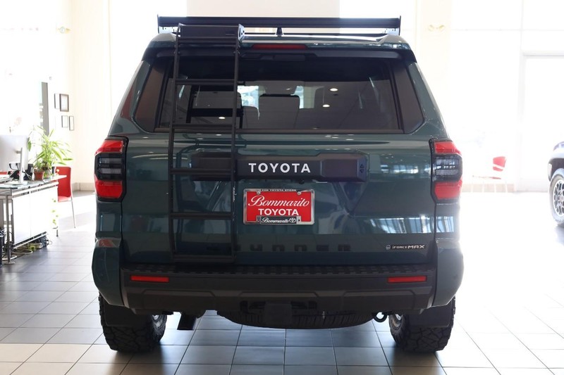 Toyota 4Runner Vehicle Image 06