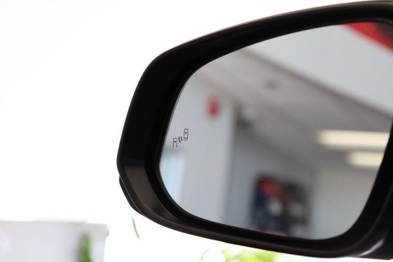 Toyota 4Runner Vehicle Image 17