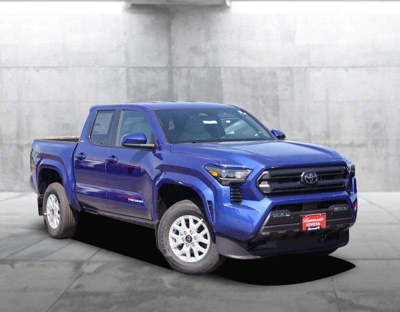 Toyota Tacoma 4WD Vehicle Image 02
