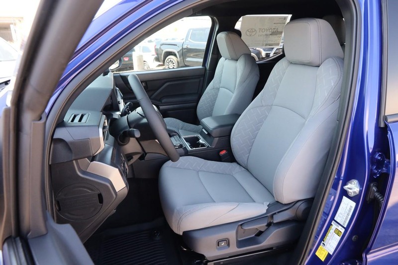 Toyota Tacoma 4WD Vehicle Image 08