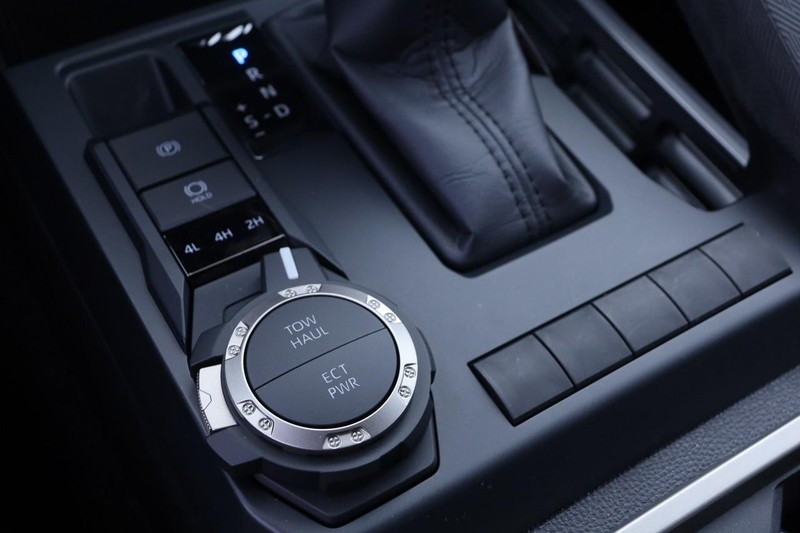 Toyota Tacoma 4WD Vehicle Image 18