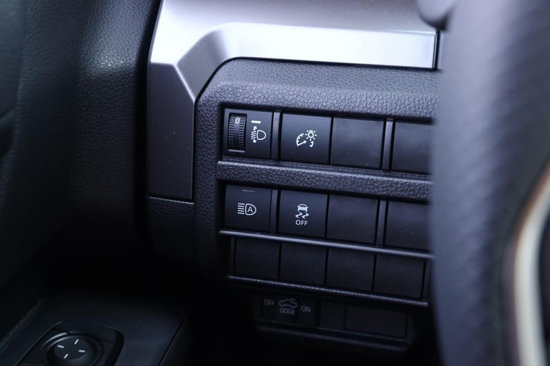 Toyota Tacoma 4WD Vehicle Image 19