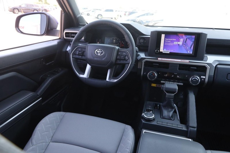 Toyota Tacoma 4WD Vehicle Image 21