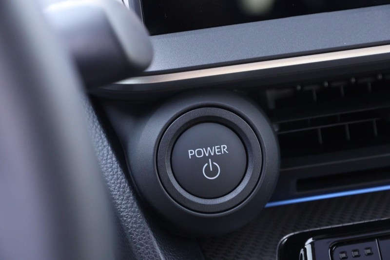 Toyota Prius Vehicle Image 15