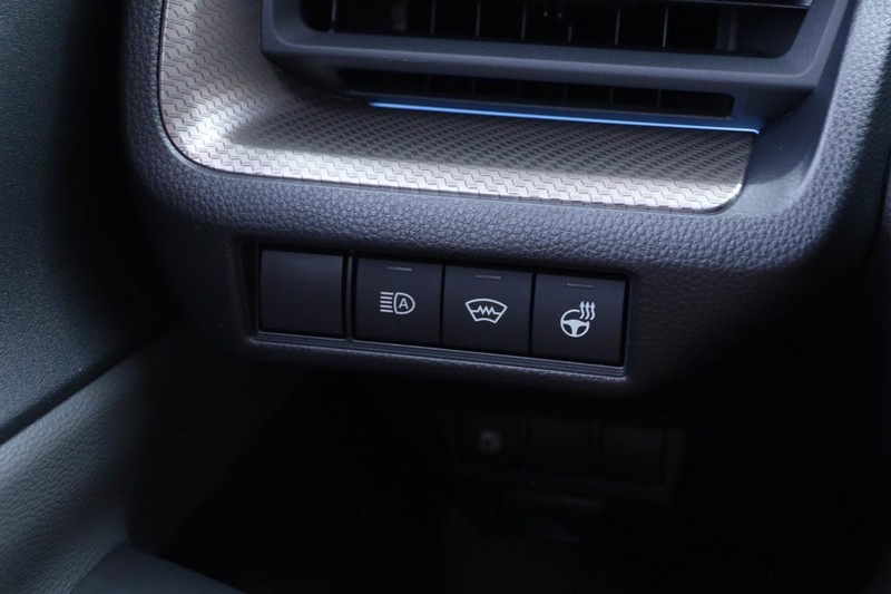 Toyota Prius Vehicle Image 20