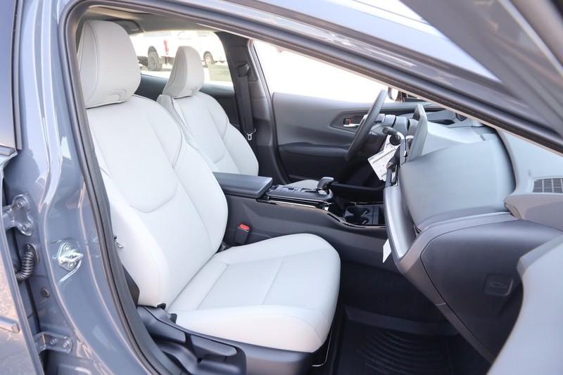 Toyota Prius Vehicle Image 26