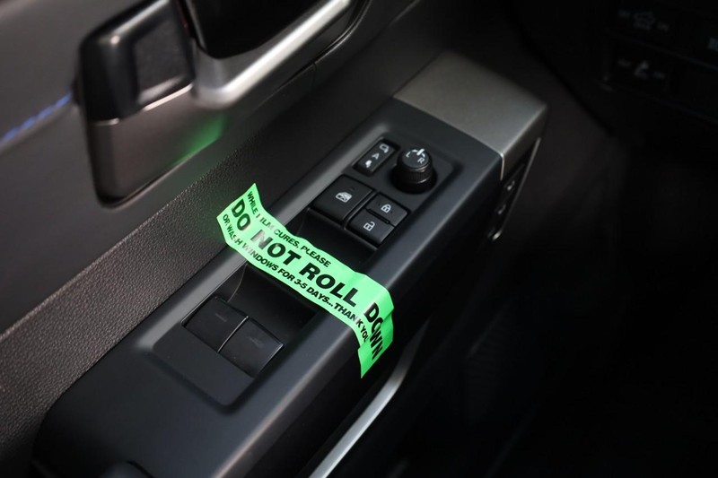 Toyota Tundra 4WD Vehicle Image 20