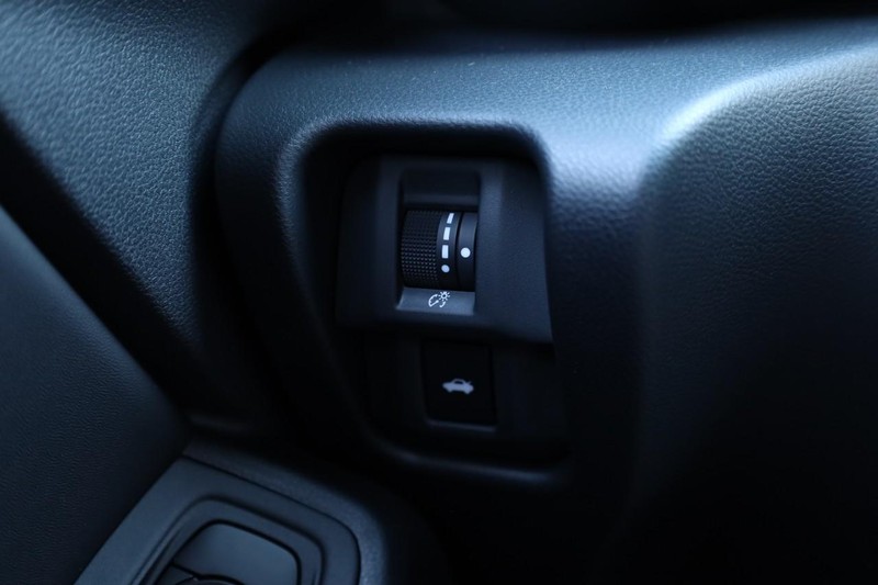 Toyota GR86 Vehicle Full-screen Gallery Image 17