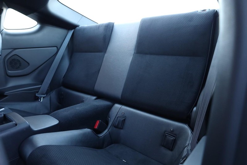 Toyota GR86 Vehicle Full-screen Gallery Image 18