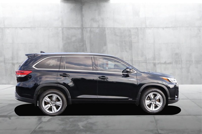 Toyota Highlander Vehicle Image 05