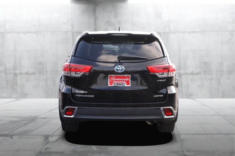 Toyota Highlander Vehicle Image 06