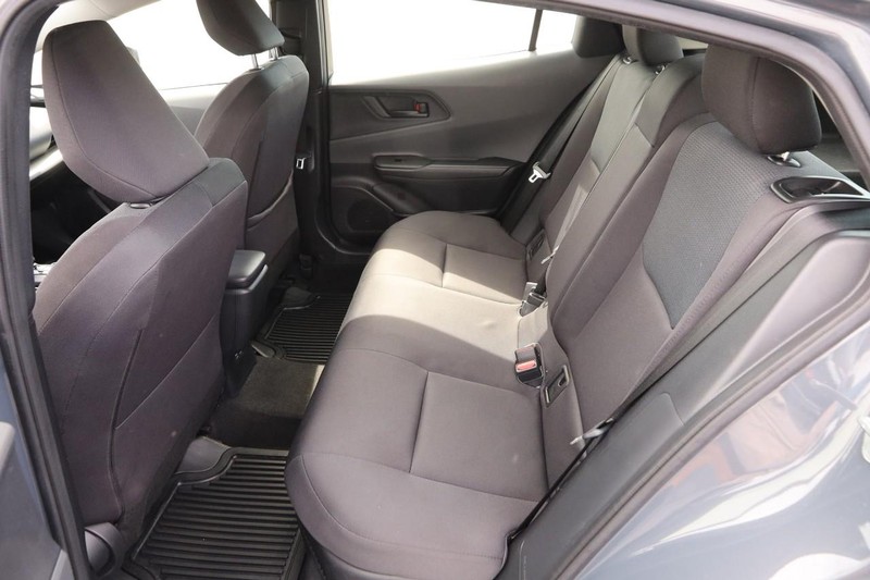 Toyota Prius Vehicle Image 09