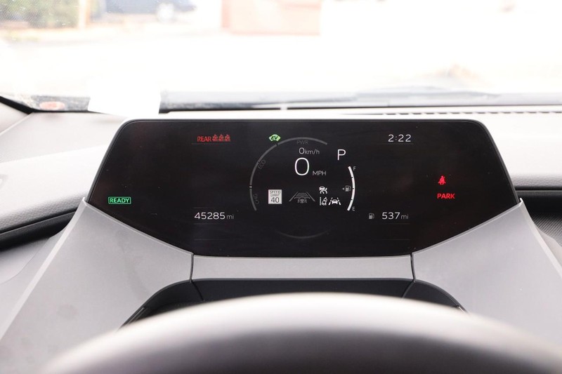 Toyota Prius Vehicle Image 13