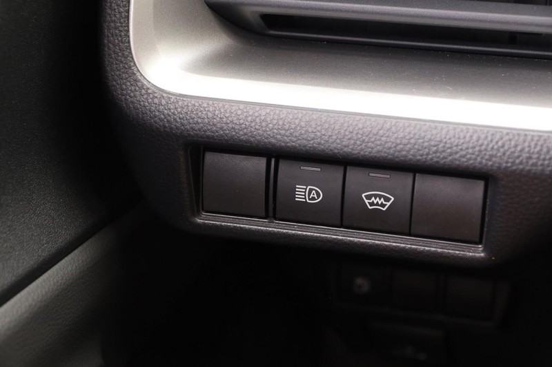 Toyota Prius Vehicle Image 19