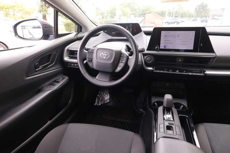 Toyota Prius Vehicle Image 21