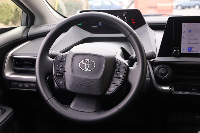 Toyota Prius Vehicle Image 22