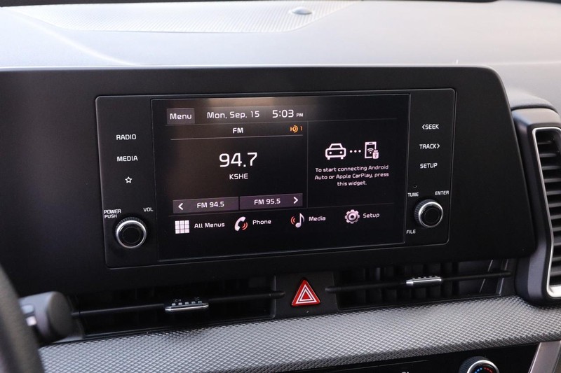 Kia Sportage Vehicle Full-screen Gallery Image 14