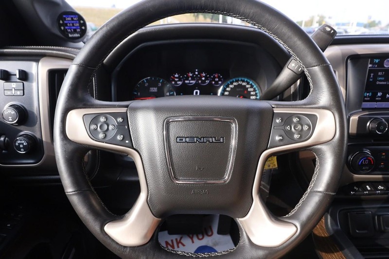 GMC Sierra 2500HD Vehicle Full-screen Gallery Image 11