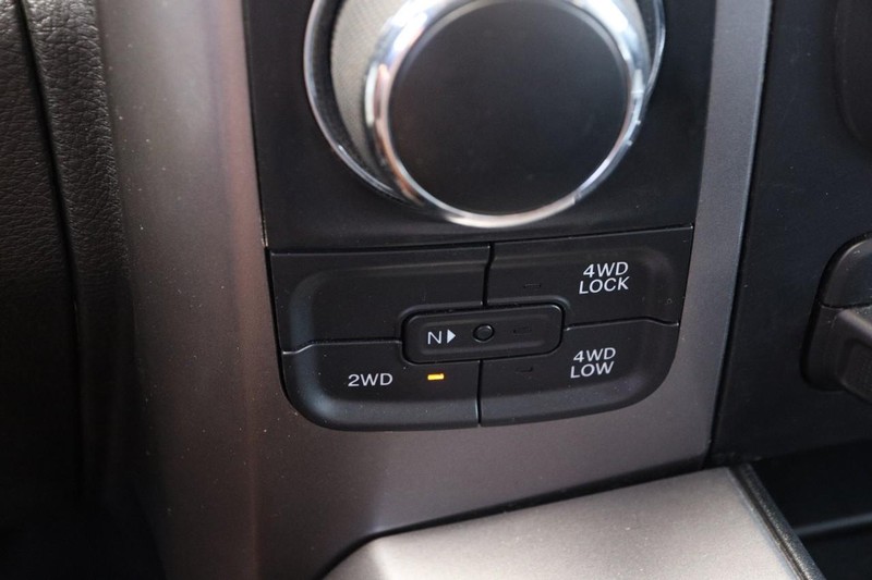 Ram 1500 Classic Vehicle Full-screen Gallery Image 14