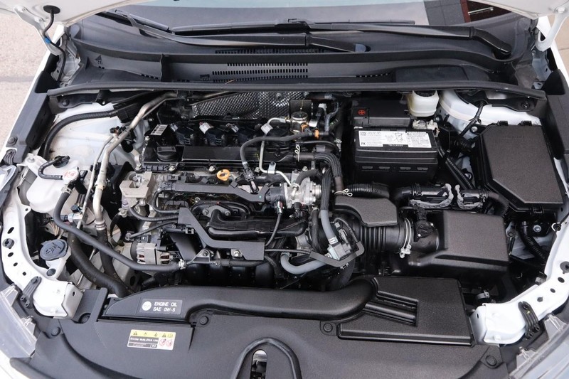 Toyota Corolla Vehicle Full-screen Gallery Image 24