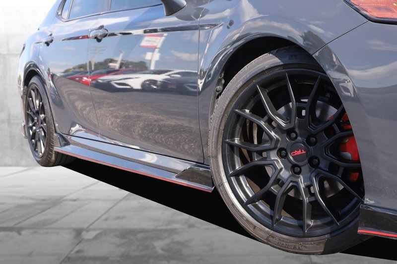 Toyota Camry Vehicle Image 03