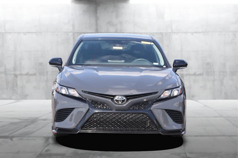 Toyota Camry Vehicle Image 04