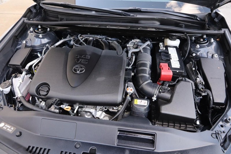 Toyota Camry Vehicle Image 26