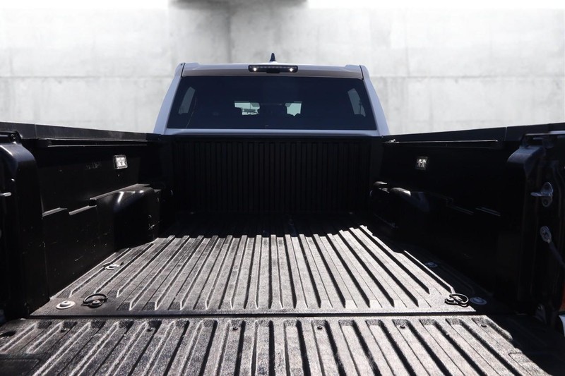 Toyota Tacoma 4WD Vehicle Image 07