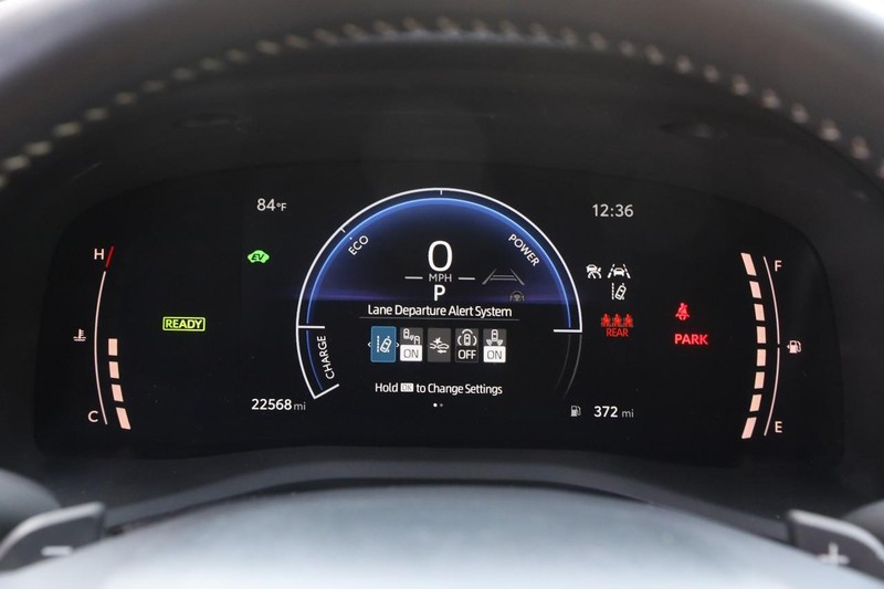 Toyota Camry Vehicle Full-screen Gallery Image 13