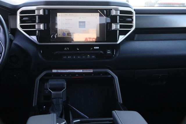 Toyota Tundra 4WD Vehicle Image 23