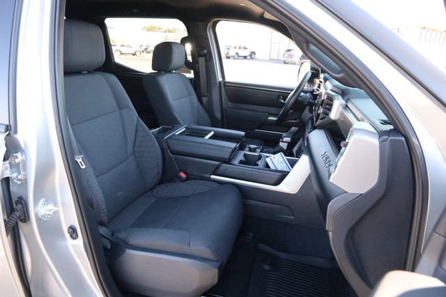 Toyota Tundra 4WD Vehicle Image 25