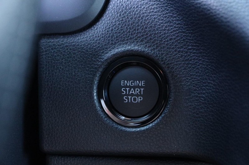 Toyota Tundra 4WD Vehicle Image 14