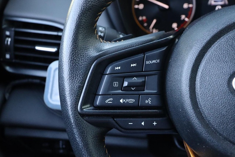 Subaru Outback Vehicle Full-screen Gallery Image 15