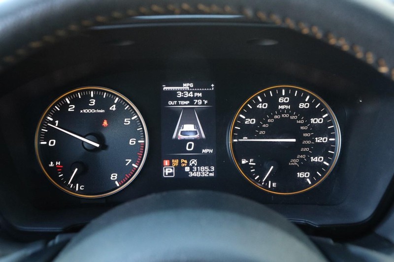 Subaru Outback Vehicle Full-screen Gallery Image 17