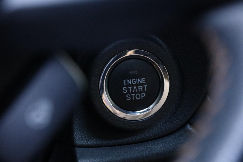 Subaru Outback Vehicle Full-screen Gallery Image 18