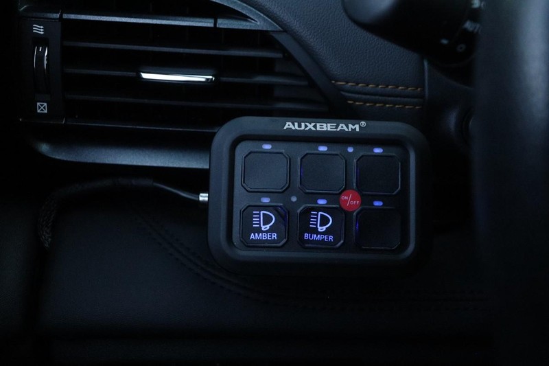 Subaru Outback Vehicle Full-screen Gallery Image 23