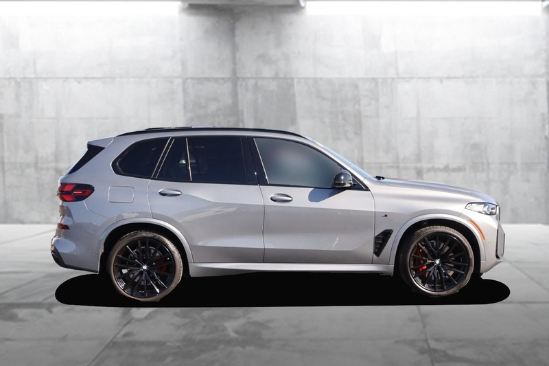 BMW X5 Vehicle Image 05