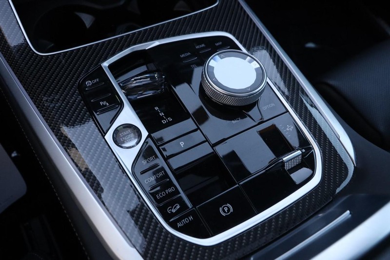 BMW X5 Vehicle Image 22